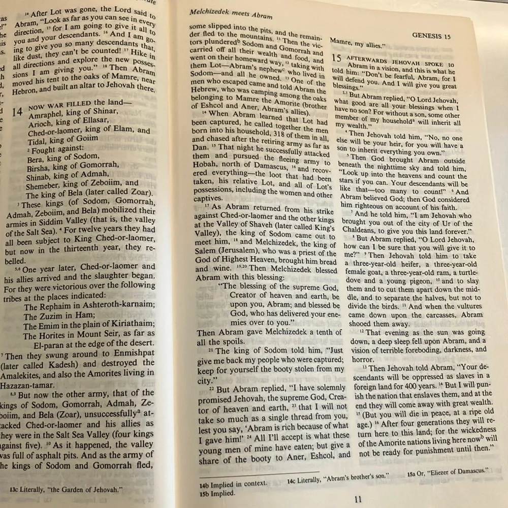Tyndale vintage living